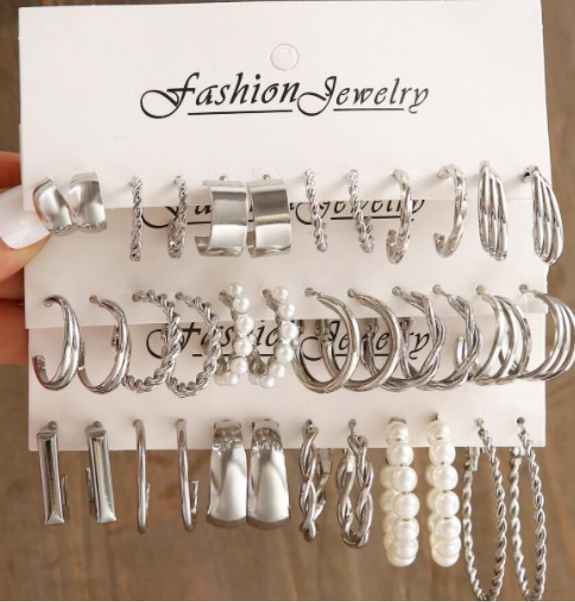 New Geometric C- Type Metal Alloy Earrings 30-piece Set